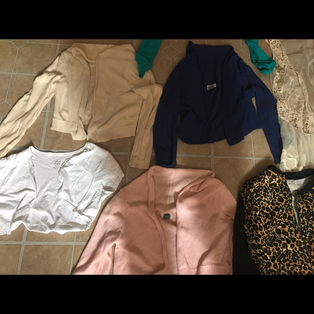 Clothes for sale/ ropa en venta - Picture 11 of 16